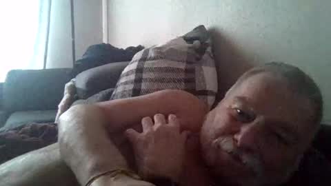 Snapshot of louis_chokdee chatting on February 2025 04:32:01 PM louis_chokdee online show from February 2025 04:32:01 PM