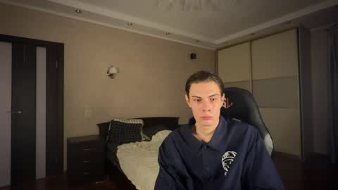 Snapshot of louis_preston chatting on February 2025 11:54:01 PM Mark online show from February 2025 11:54:01 PM