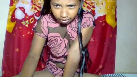 Snapshot of loulou449866 chatting on June 2026 03:09:01 AM loulou449866 online show from June 2026 03:09:01 AM