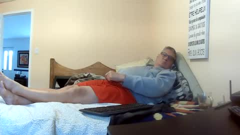 loumtl3 online show from June 2026 01:24:02 PM
