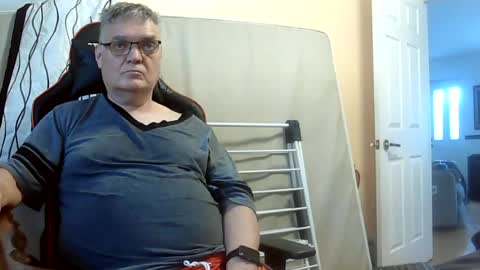 loumtl3 online show from June 2026 11:14:01 AM