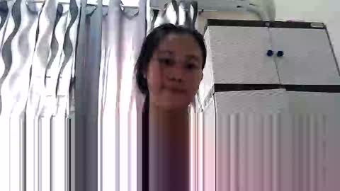 louxx1 online show from November 2025 01:48:02 AM