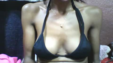 lovaelisa online show from November 2025 05:24:01 PM