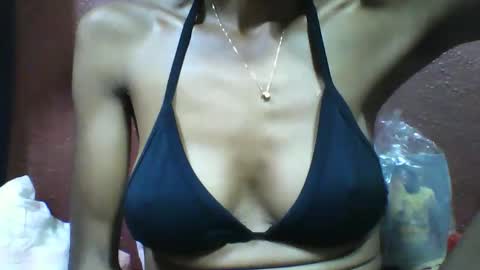 lovaelisa online show from November 2025 03:36:01 PM