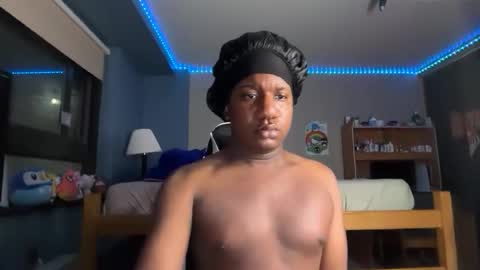 Snapshot of love_aaron1 chatting on May 2026 03:45:02 AM love_aaron1 online show from May 2026 03:45:02 AM