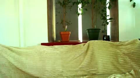 Cute face online show from February 2025 03:23:01 AM