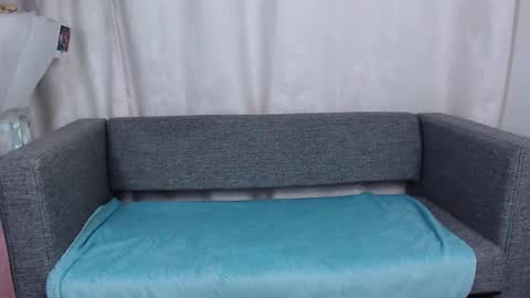 Snapshot of love_bella_ chatting on November 2025 12:31:02 AM love bella online show from November 2025 12:31:02 AM