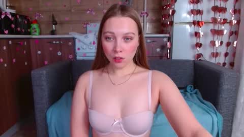 love bella  online show from February 2026 10:19:01 PM