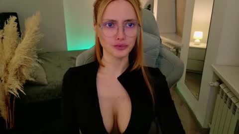 love_call online show from September 2025 05:09:01 AM