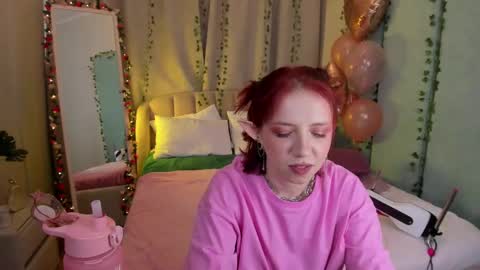 Lola online show from February 2025 04:20:01 AM