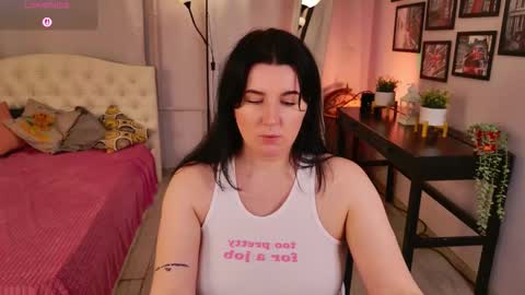 Snapshot of love_me_tonight_ chatting on November 2025 10:36:01 AM Monika online show from November 2025 10:36:01 AM