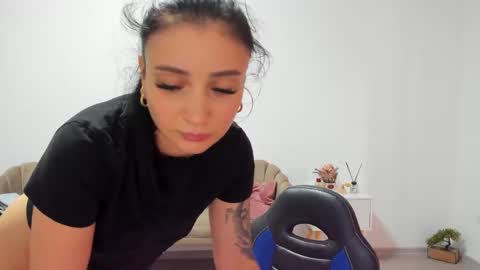 Andreea online show from May 2026 08:54:01 AM
