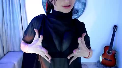 Snapshot of love_oftwo chatting on January 2026 01:10:02 AM Melisa Emily online show from January 2026 01:10:02 AM