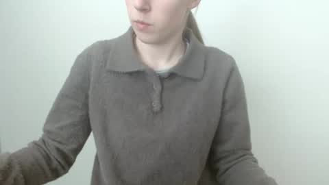 Vivian online show from March 2026 12:10:02 PM