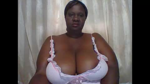 Lynn online show from December 2024 04:58:02 AM