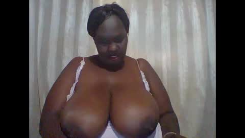 Lynn online show from December 2024 12:27:02 PM