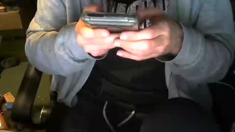 Snapshot of lovebird71 chatting on February 2026 02:30:01 AM lovebird71 online show from February 2026 02:30:01 AM