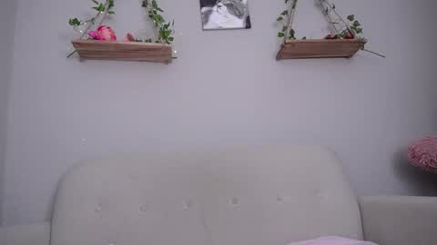 Snapshot of loveegirll chatting on February 2025 03:02:01 AM katalina online show from February 2025 03:02:01 AM