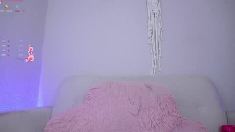 Snapshot of loveegirll chatting on October 2025 05:06:01 AM katalina online show from October 2025 05:06:01 AM