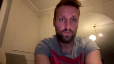 lovefuesse online show from November 2025 04:18:01 PM