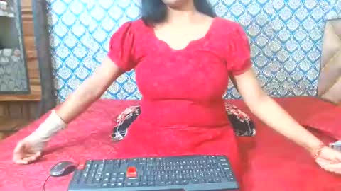 Divya online show from November 2025 01:26:02 AM