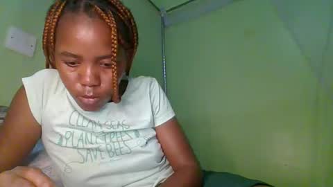 Snapshot of lovegal335 chatting on January 2026 02:22:01 PM lovegal335 online show from January 2026 02:22:01 PM