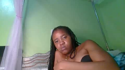 Snapshot of lovegal335 chatting on April 2026 08:12:02 PM lovegal335 online show from April 2026 08:12:02 PM