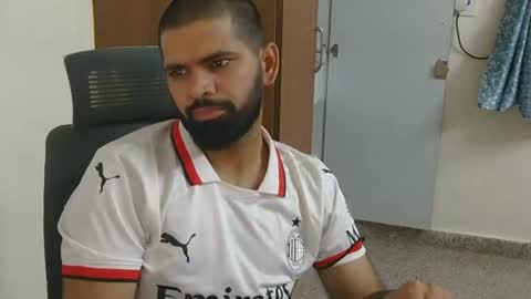 Snapshot of lovehairyindian chatting on June 2026 03:37:01 AM Indian hairy online show from June 2026 03:37:01 AM