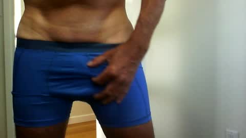 Snapshot of lovehairyone chatting on May 2026 09:12:02 PM lovehairyone online show from May 2026 09:12:02 PM