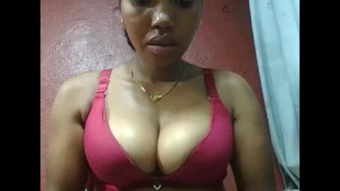 loveinlife750427 online show from February 2026 03:02:01 AM