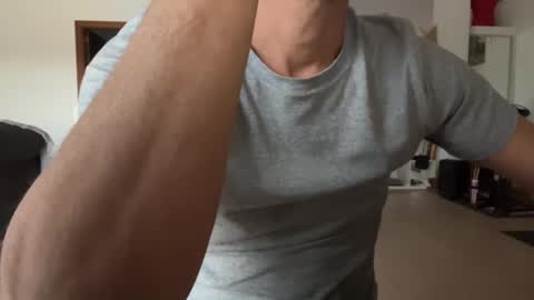 Snapshot of loveisperfect chatting on October 2025 08:02:02 AM Loveisperfect online show from October 2025 08:02:02 AM