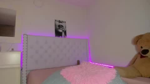 Val online show from December 2024 05:18:02 AM