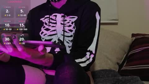 Aiko online show from October 2025 04:24:02 AM