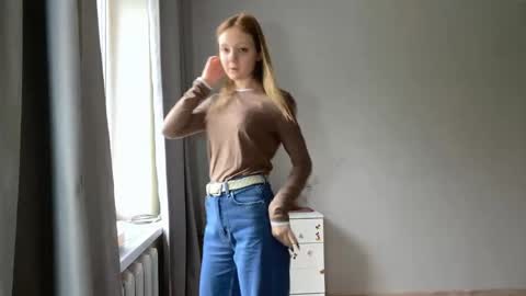 Ella online show from November 2025 06:13:01 AM