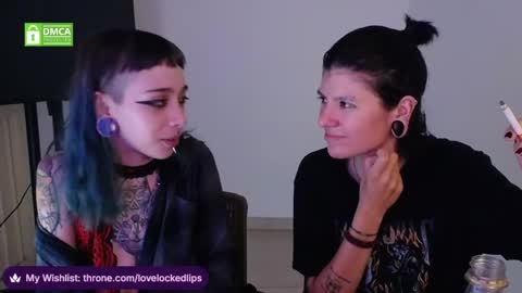 Snapshot of lovelockedlips chatting on March 2026 12:49:02 AM Alex Violet online show from March 2026 12:49:02 AM