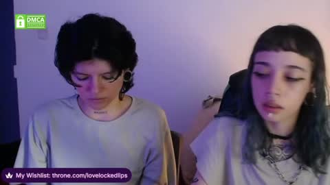 Snapshot of lovelockedlips chatting on March 2026 01:11:02 AM Alex Violet online show from March 2026 01:11:02 AM