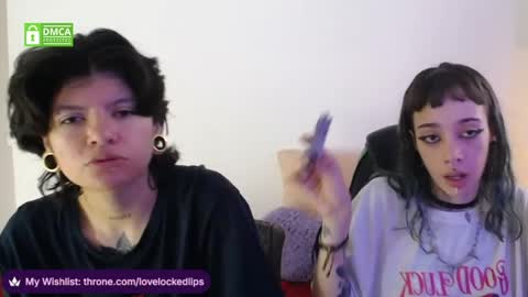 Snapshot of lovelockedlips chatting on March 2026 04:02:01 PM Alex Violet online show from March 2026 04:02:01 PM