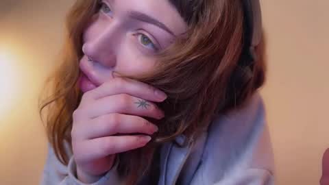 Snapshot of lovelorn_ chatting on January 2025 06:22:02 AM Elsa online show from January 2025 06:22:02 AM