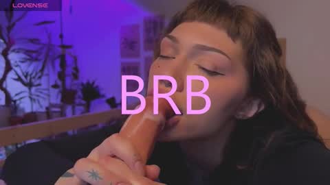 Snapshot of lovelorn_ chatting on November 2025 06:35:02 AM Elsa online show from November 2025 06:35:02 AM