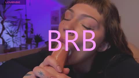 Snapshot of lovelorn_ chatting on December 2025 05:36:02 AM Elsa online show from December 2025 05:36:02 AM