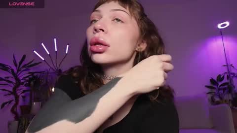 Snapshot of lovelorn_ chatting on February 2026 04:38:02 AM Elsa online show from February 2026 04:38:02 AM