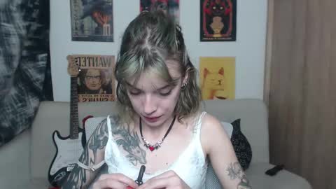 Cassie online show from February 2025 03:33:02 AM