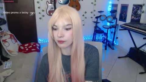 Cassie online show from December 2025 03:03:02 AM