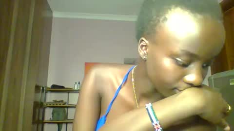 Snapshot of lovely_choco chatting on September 2025 06:13:02 PM Choco online show from September 2025 06:13:02 PM