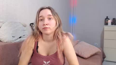 Lovely Hayley online show from November 2025 09:43:02 PM