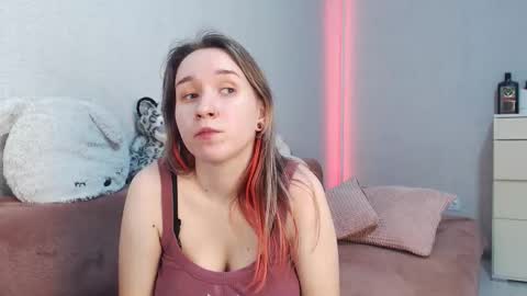 Snapshot of lovely_hayley chatting on March 2026 07:32:01 PM Lovely Hayley online show from March 2026 07:32:01 PM