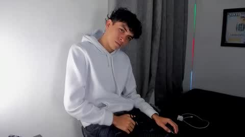 Salo online show from April 2026 11:02:02 AM