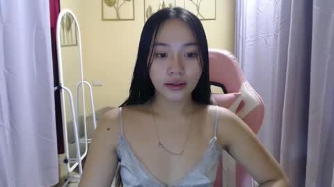 Snapshot of lovely_leah23 chatting on September 2025 07:14:02 PM lovely_leah23 online show from September 2025 07:14:02 PM