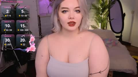 lovely_leilla online show from December 2024 05:44:01 PM