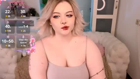 lovely_leilla online show from February 2025 03:19:01 AM